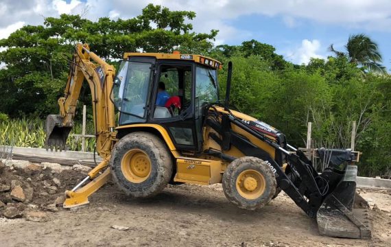 CAT 420D 4