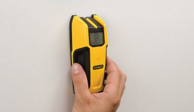 STANLEY  Stud Sensor 200