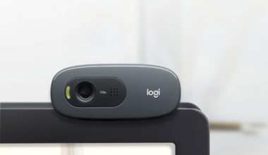 LOGITECH C270