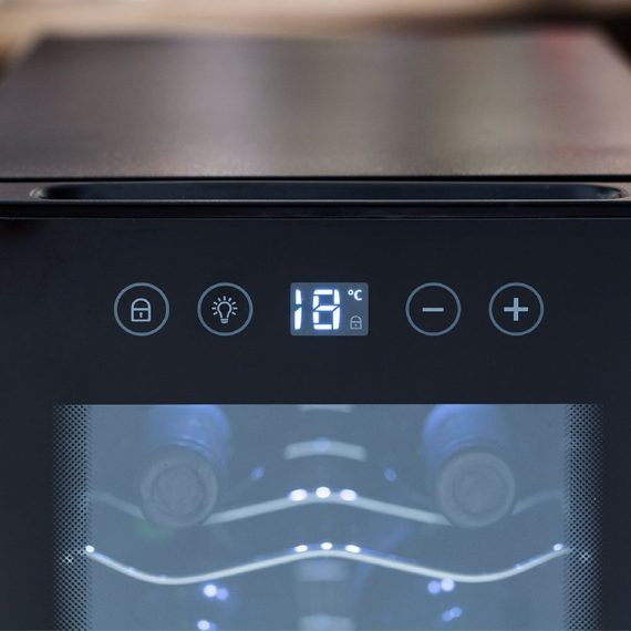 Electrolux ERW082XAMB 4