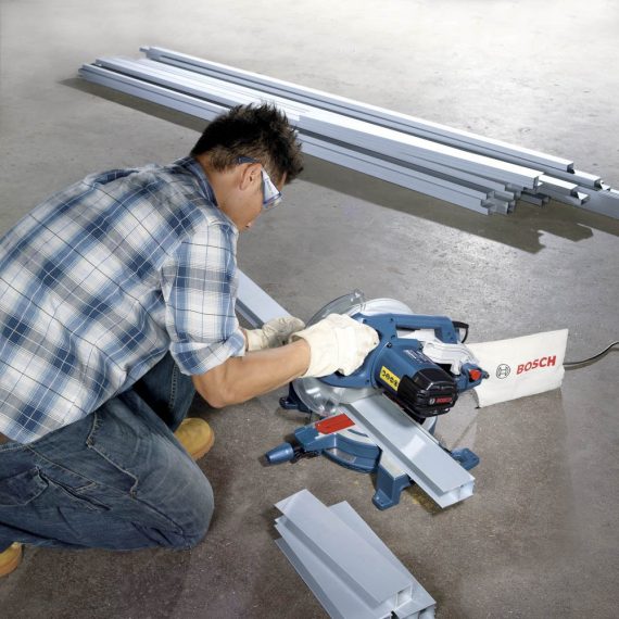 BOSCH GCM10X 2