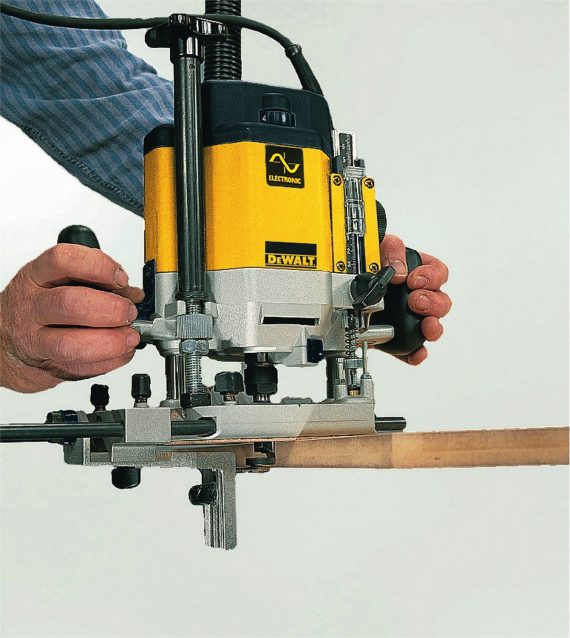 DEWALT DW625E 3