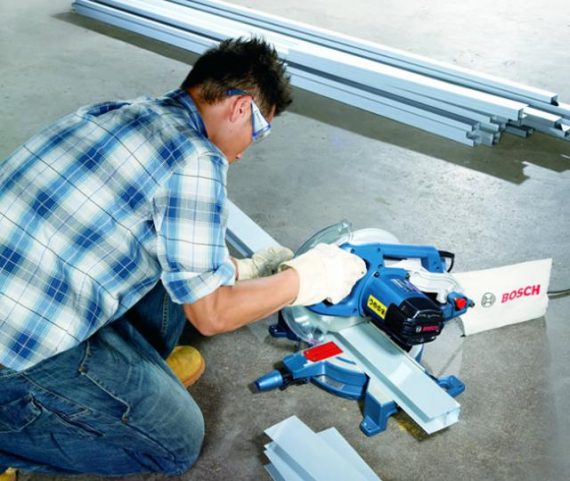 BOSCH GCM10M 3