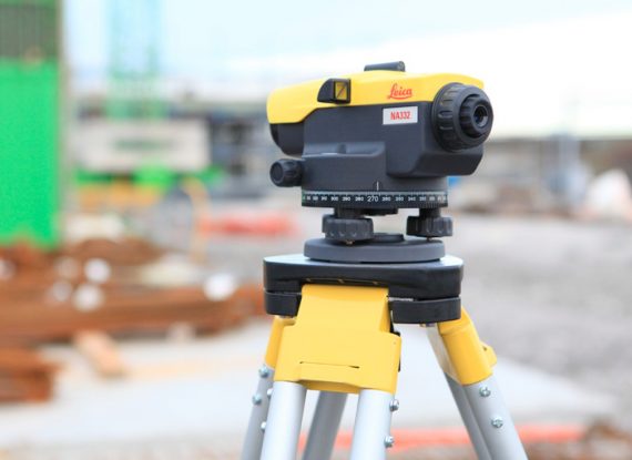 LEICA NA320 4