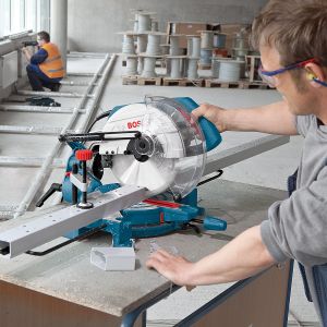 BOSCH GCM10M