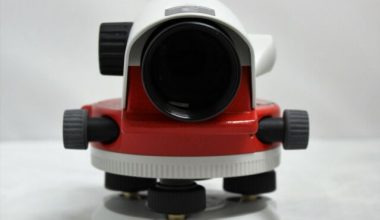 LEICA NA728