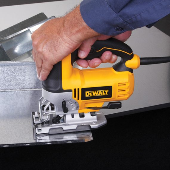 DEWALT DW300 4