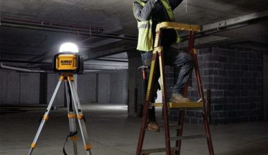 DEWALT DCL074