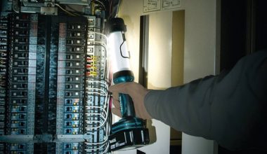 MAKITA DML806